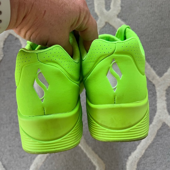 Skechers Women’s Uno Night Shades Sneaker, 9 - Picture 6 of 8